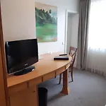 Parkhotel Schmid Hotel Adelsried