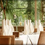 Parkhotel Schmid Hotel 4*