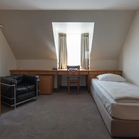 فندق Parkhotel Schmid 4*