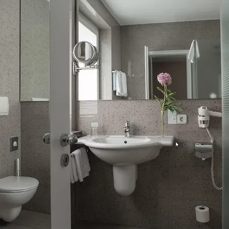 Parkhotel Schmid 4* Adelsried