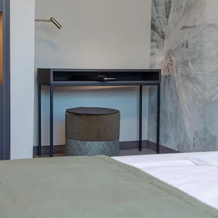 Parkhotel Schmid Ξενοδοχείο 4*