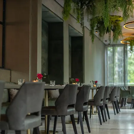 Ξενοδοχείο Parkhotel Schmid 4*