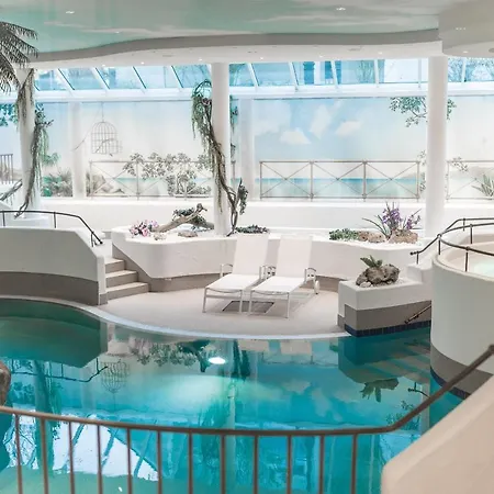 فندق Parkhotel Schmid Adelsried
