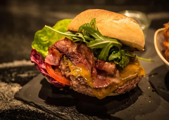 Parkhotel Schmid فندق 4*